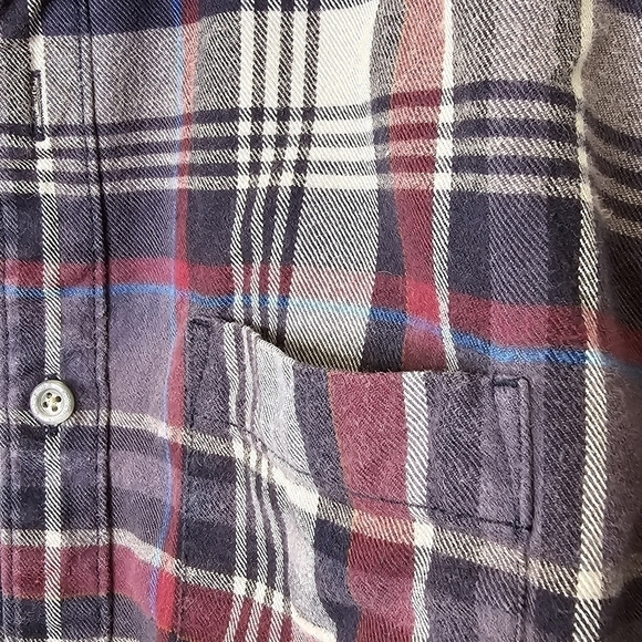 Eddie Bauer classic fit heritage plaid button down shirt size Large - Picture 2 of 10